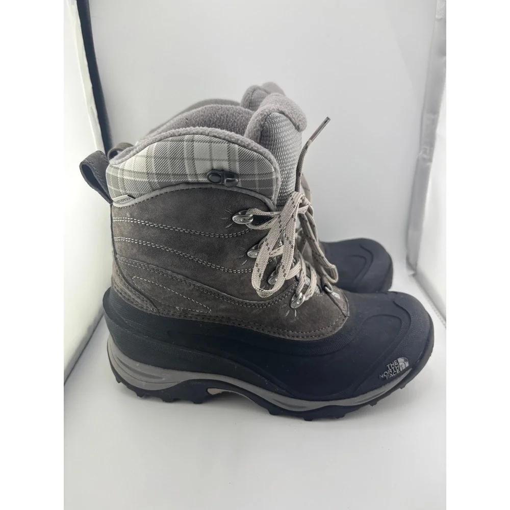The North Face Chilkat Waterproof Primaloft Snow Boots Gray Plaid Womens 9